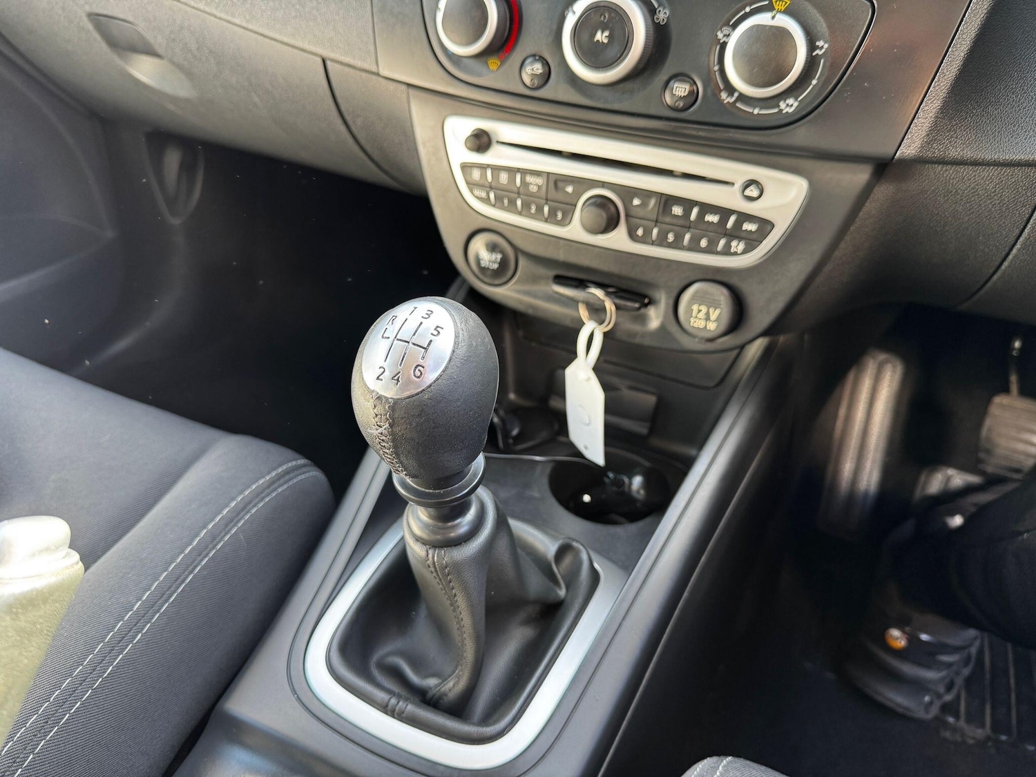 Used Renault Megane 2011 for sale - 78157644: Photo 16