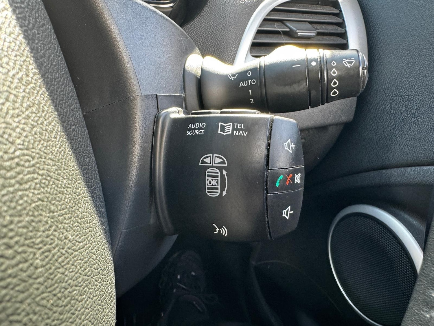 Used Renault Megane 2011 for sale - 78157644: Photo 21