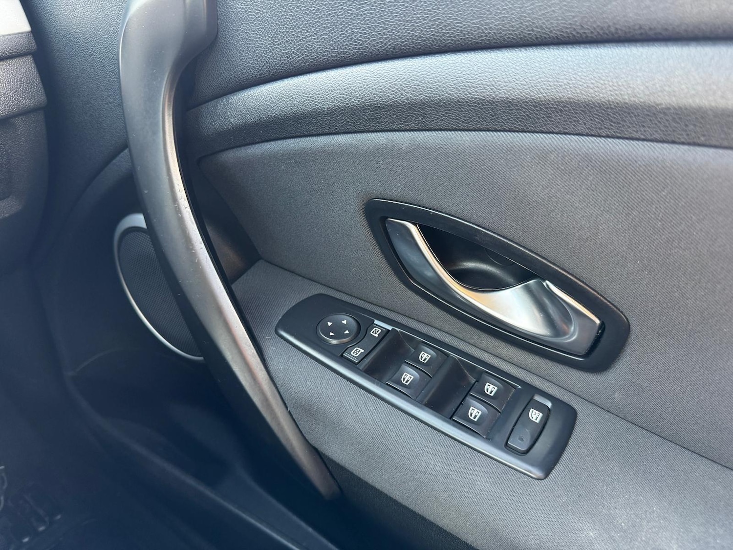 Used Renault Megane 2011 for sale - 78157644: Photo 24