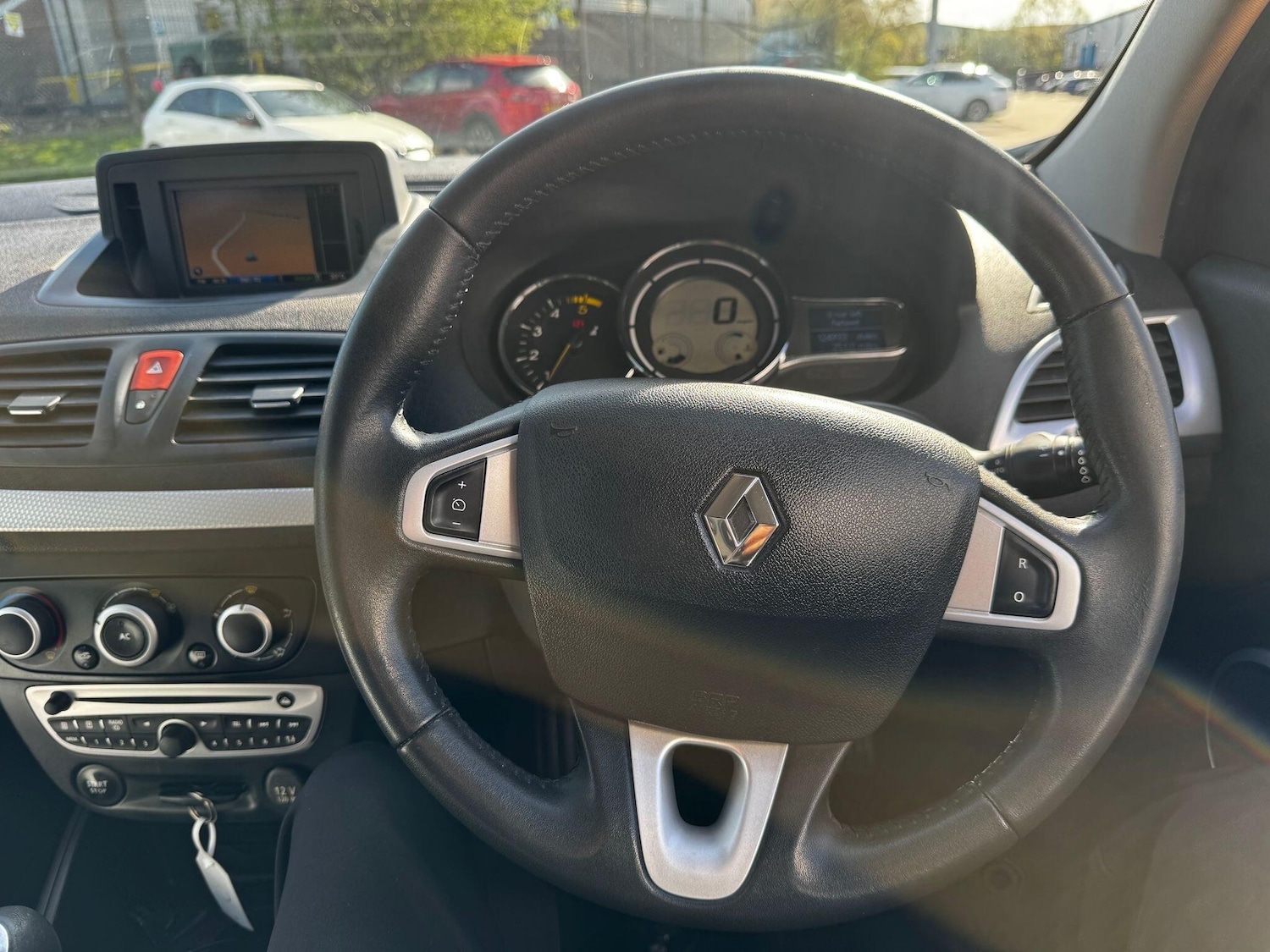 Used Renault Megane 2011 for sale - 78157644: Photo 28