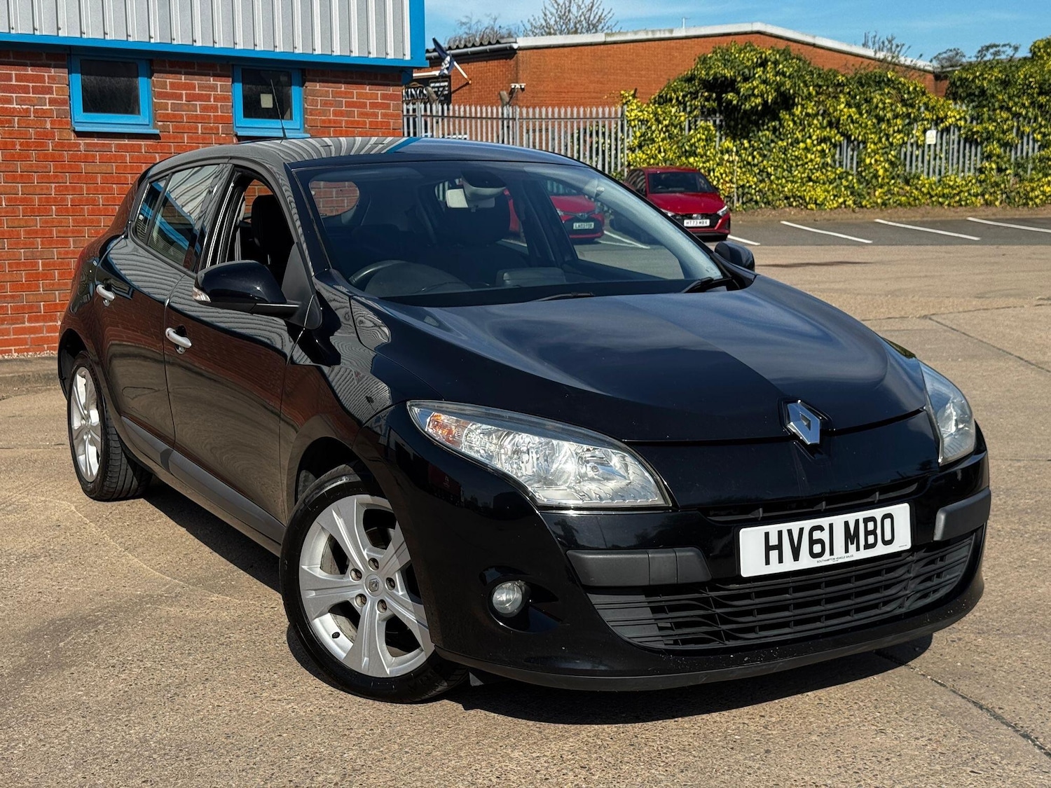 Used Renault Megane 2011 for sale - 78157644: Photo 6