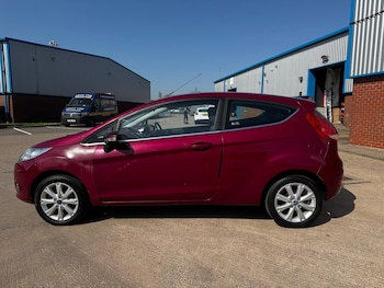 Used Ford Fiesta 2010 for sale - 78772326: Photo