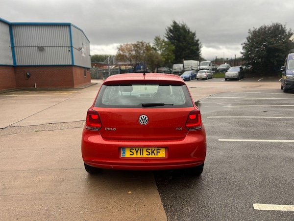 Used Volkswagen Polo 2011 for sale - 76201147: Photo 2