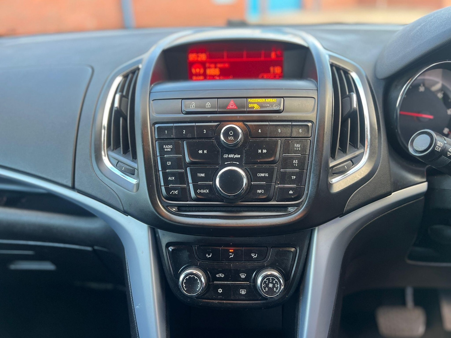 Used Vauxhall Zafira Tourer 2016 for sale - 77101960: Photo 21