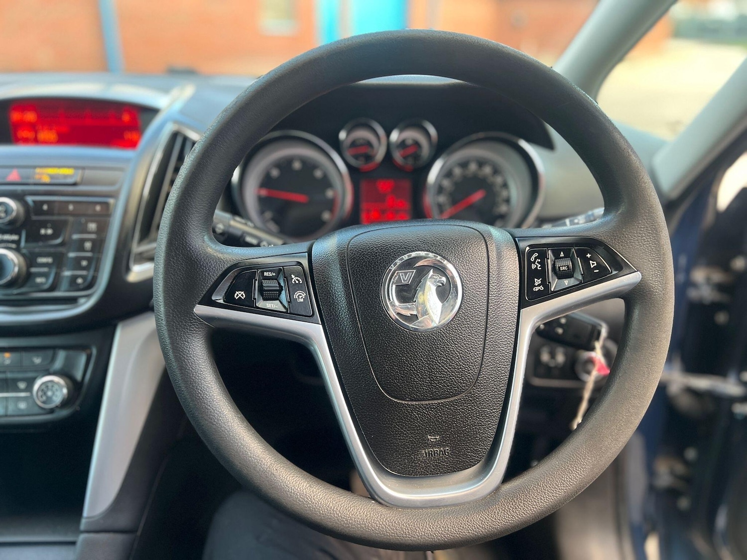 Used Vauxhall Zafira Tourer 2016 for sale - 77101960: Photo 23