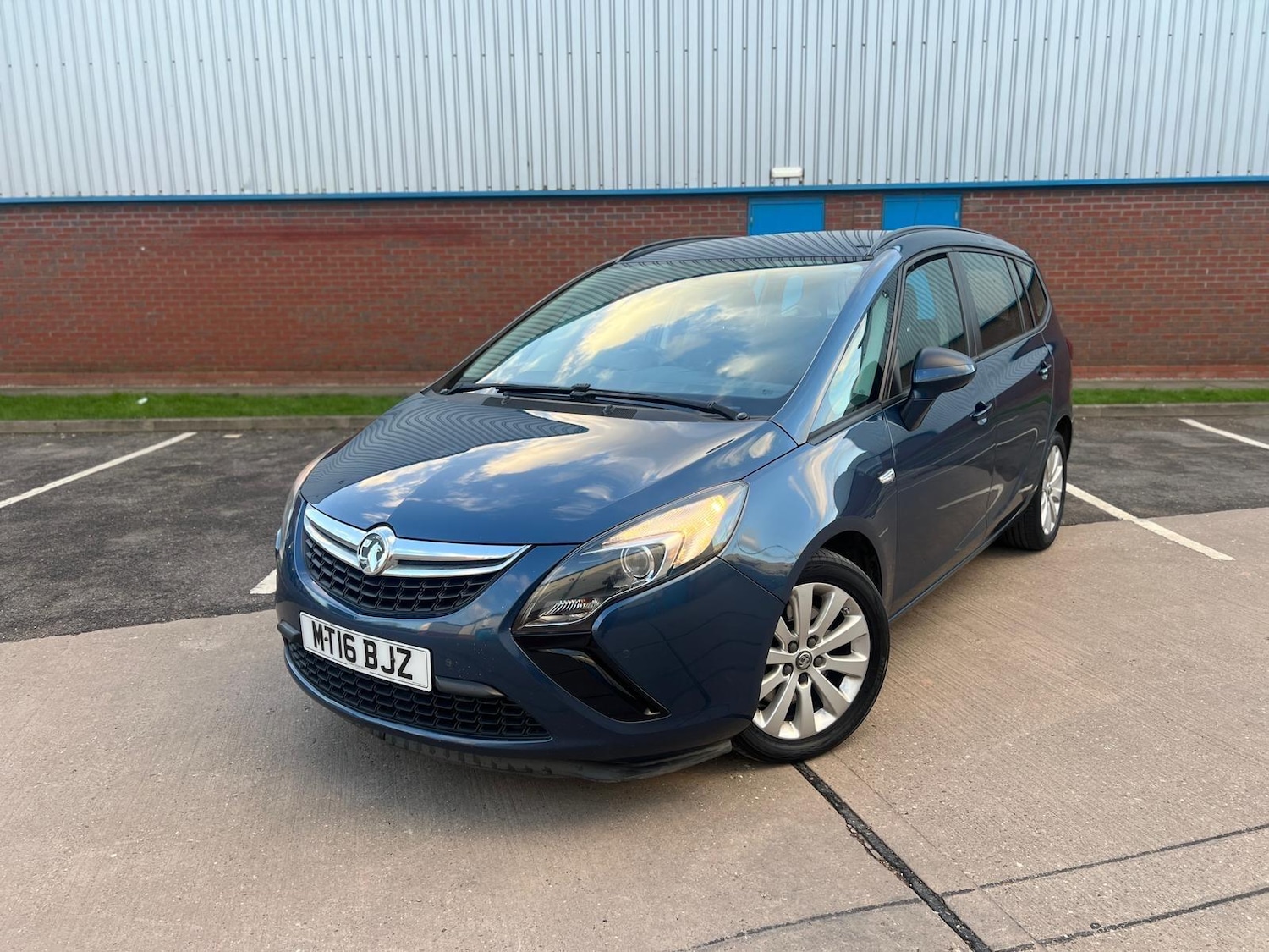 Used Vauxhall Zafira Tourer 2016 for sale - 77101960: Photo 8