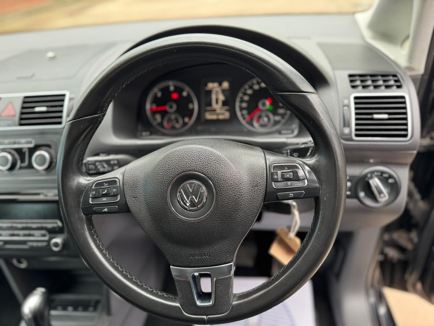 Used Volkswagen Touran 2014 for sale - 77705432: Photo 26