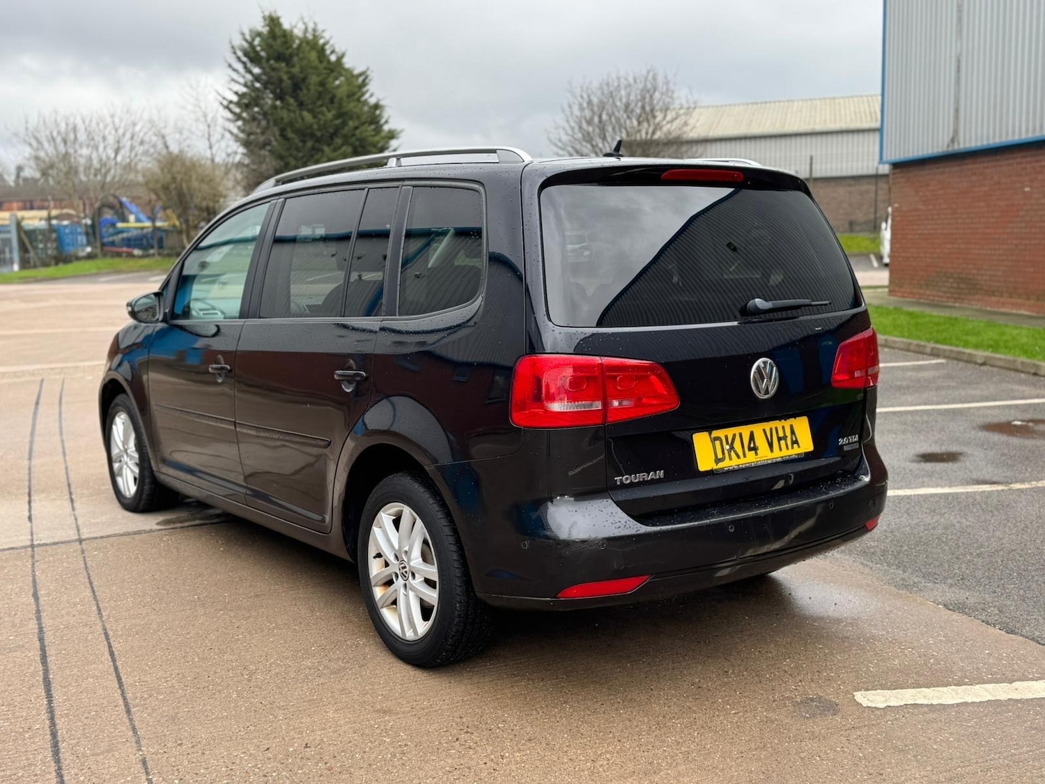 Used Volkswagen Touran 2014 for sale - 77705432: Photo 7