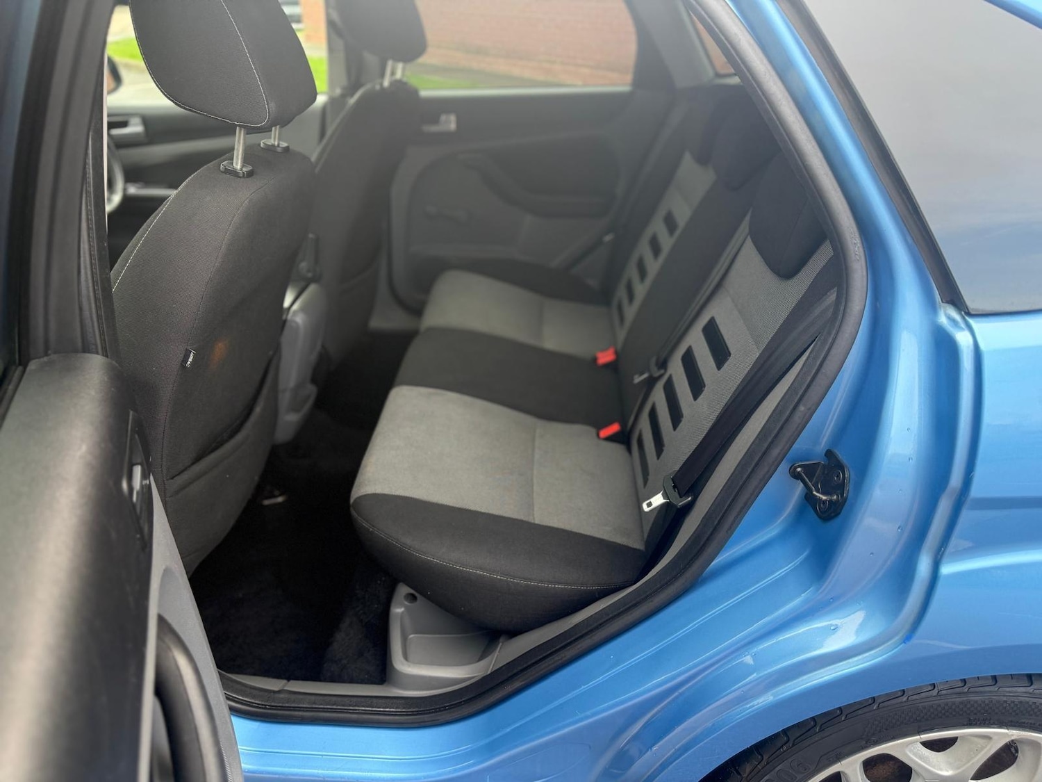 Used Ford Focus 2010 for sale - 76425714: Photo 14