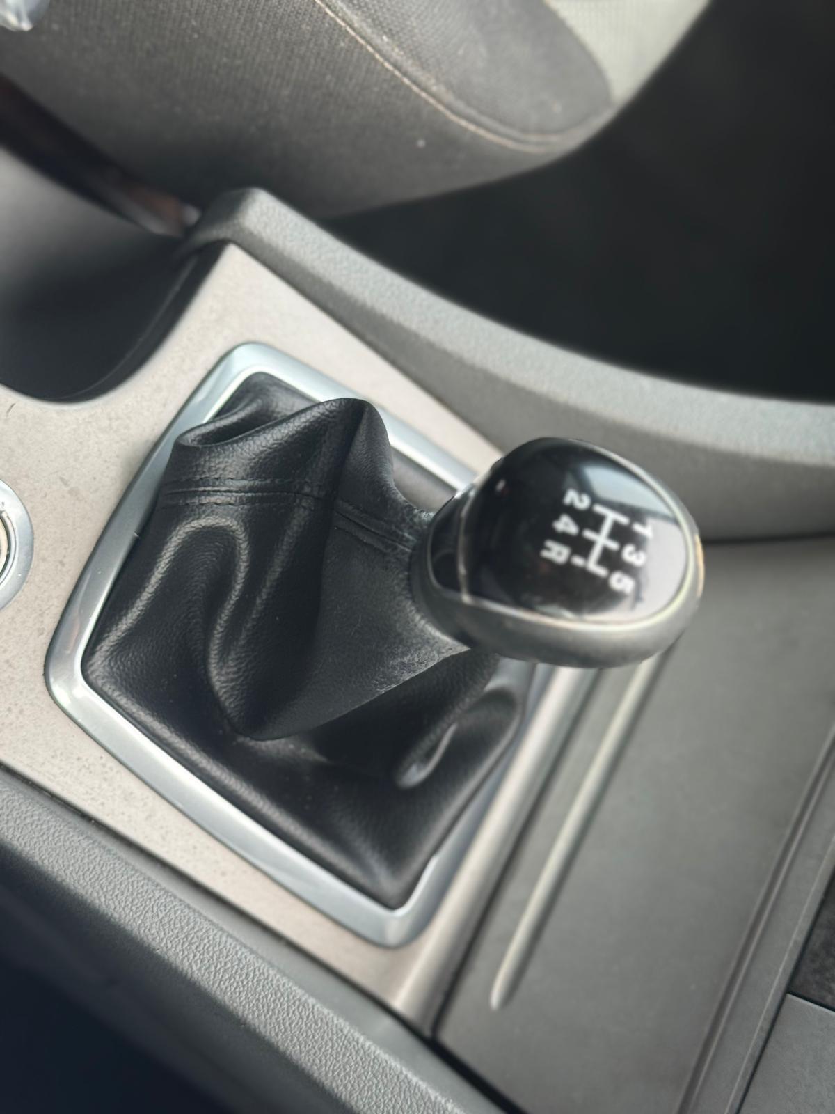 Used Ford Focus 2010 for sale - 76425714: Photo 24