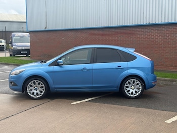Used Ford Focus 2010 for sale - 76425714: Photo