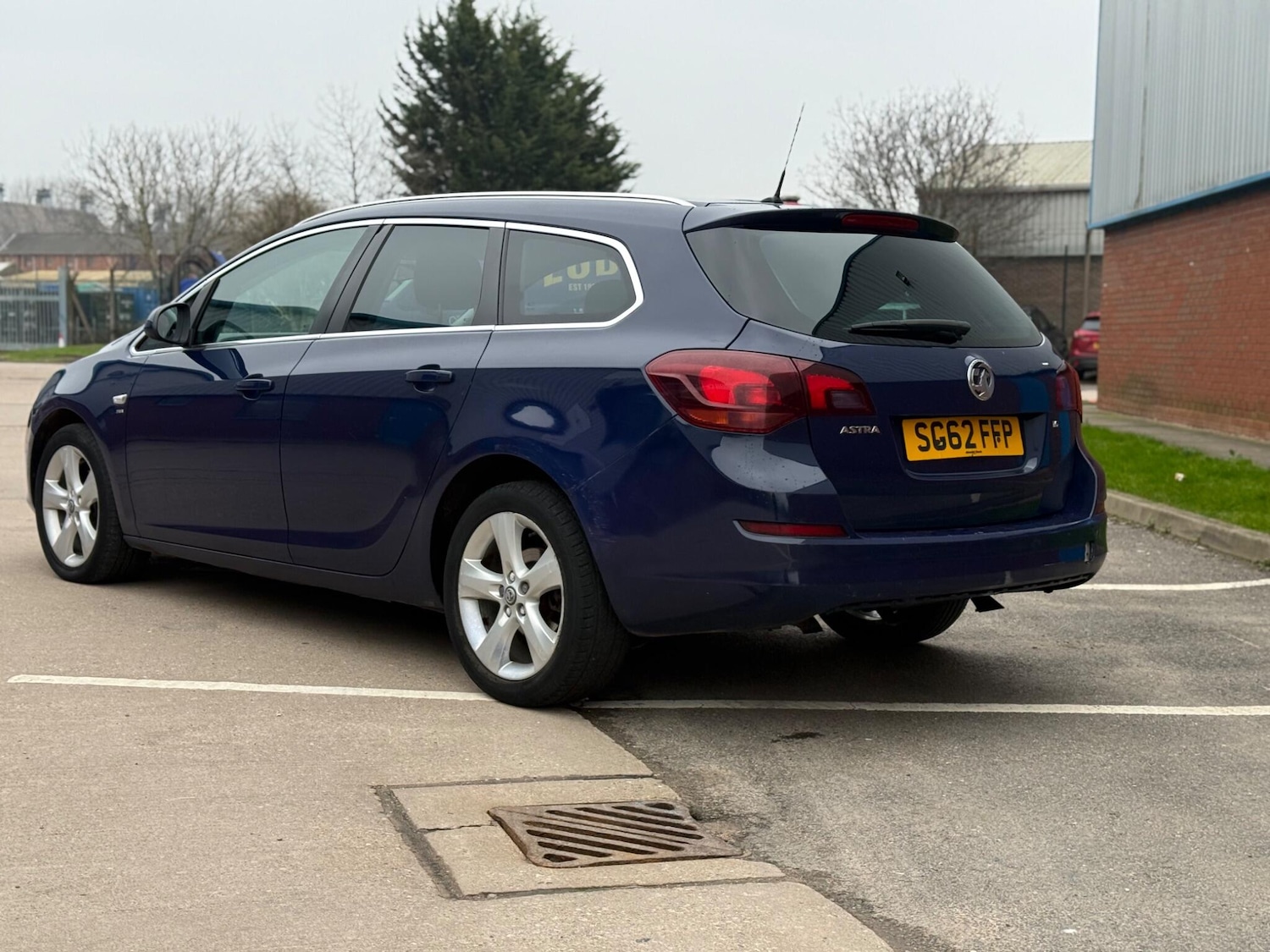 Used Vauxhall Astra 2012 for sale - 77426018: Photo 11
