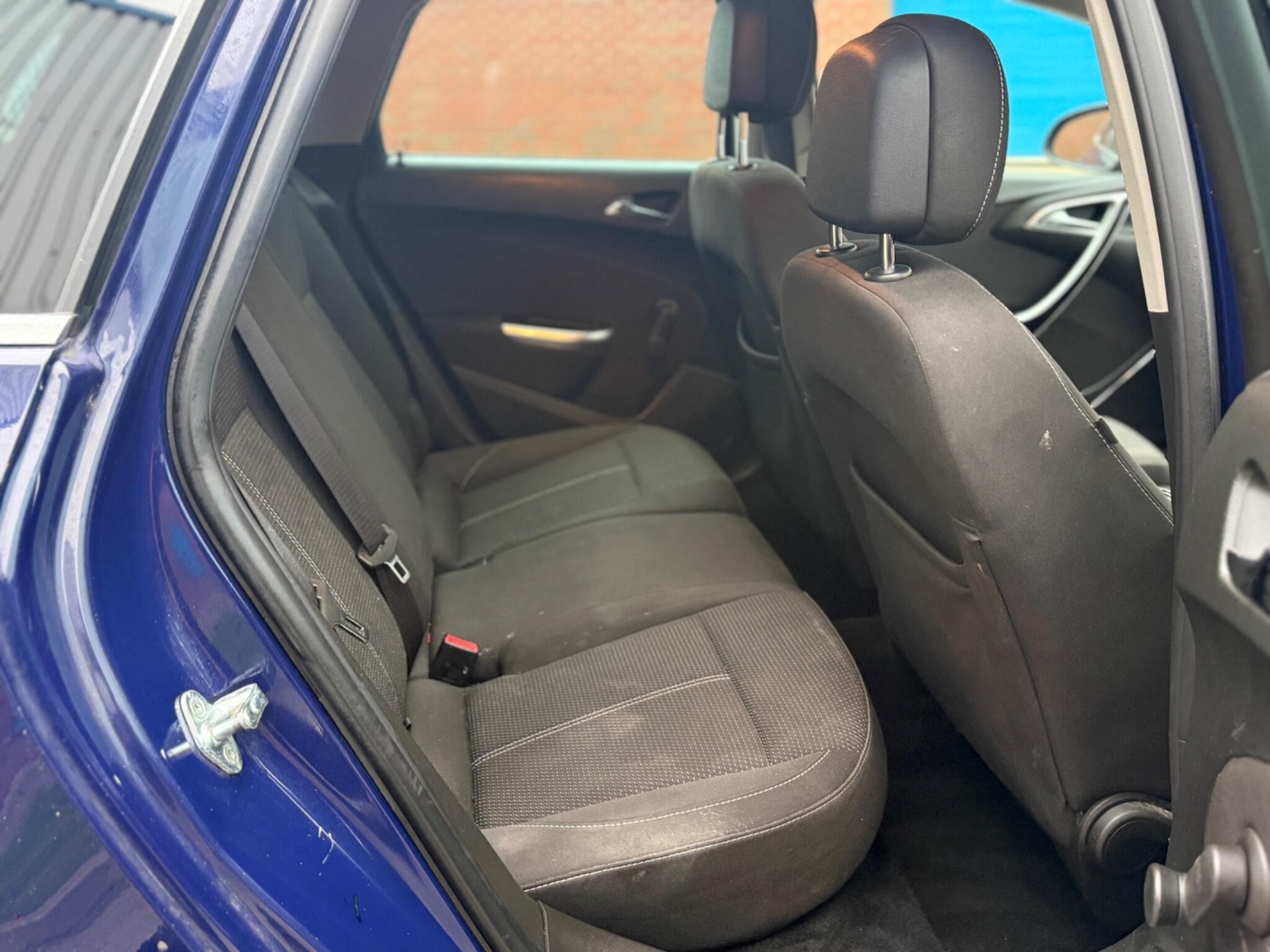 Used Vauxhall Astra 2012 for sale - 77426018: Photo 23