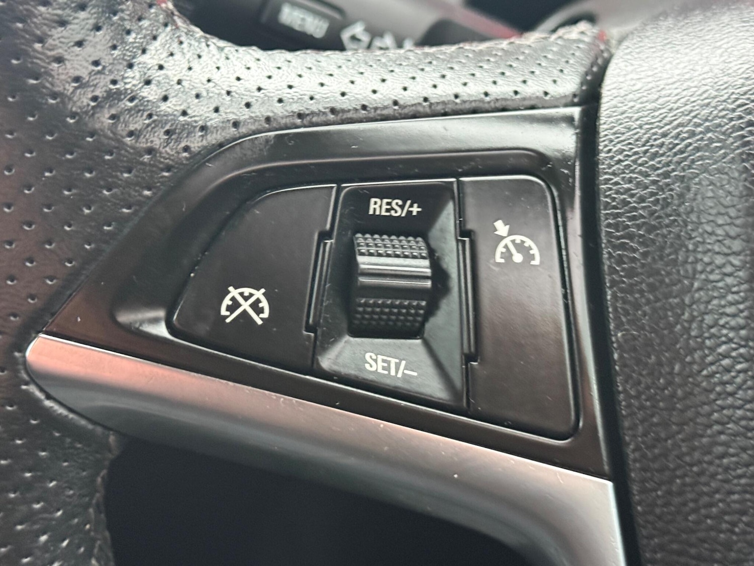 Used Vauxhall Astra 2012 for sale - 77426018: Photo 35