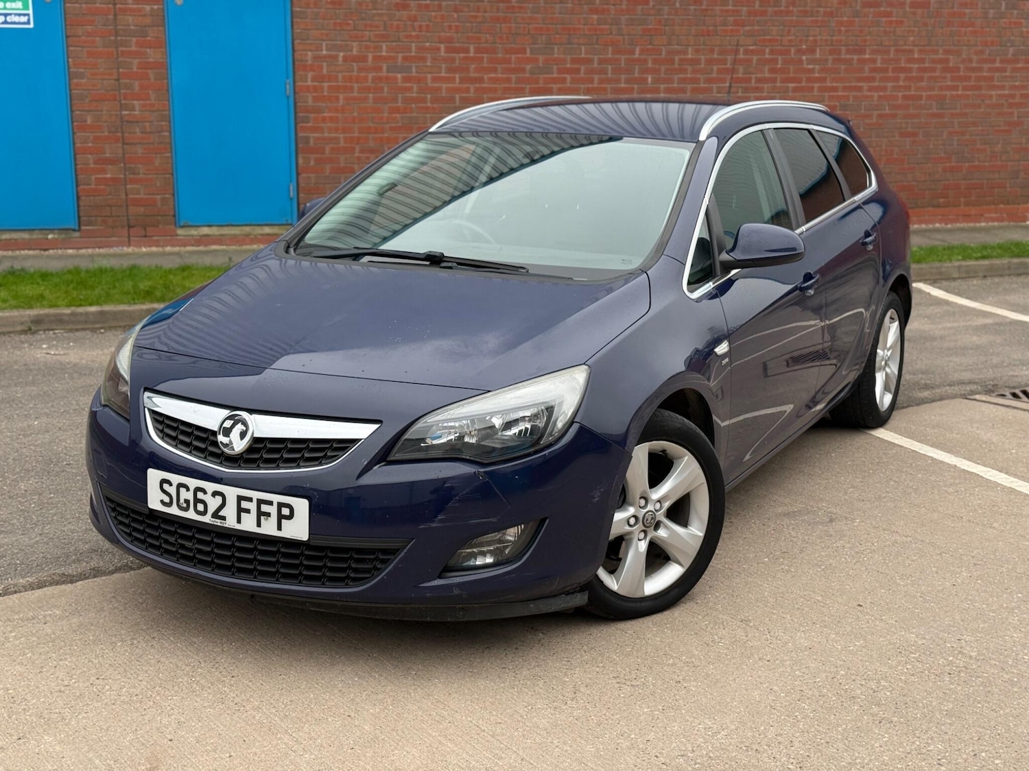 Used Vauxhall Astra 2012 for sale - 77426018: Photo 9