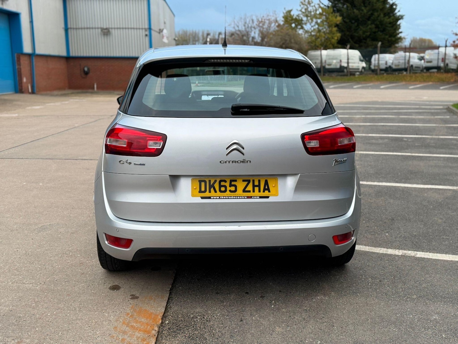 Used Citroen C4 Picasso 2015 for sale - 76512512: Photo 2