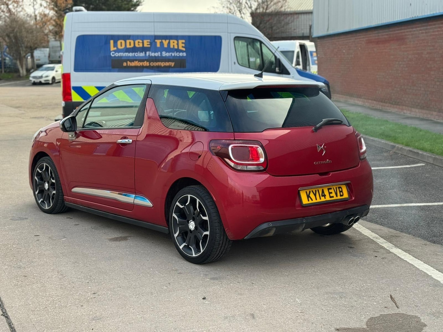 Used Citroen DS3 2014 for sale - 76801750: Photo 8