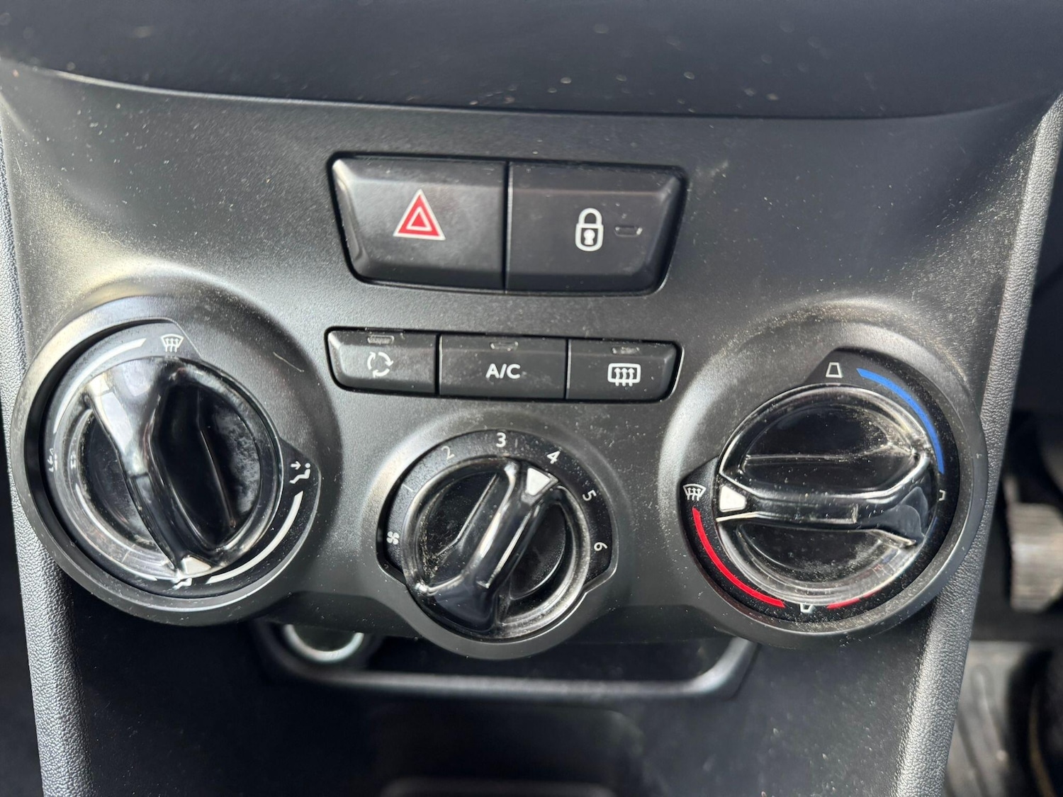 Used Peugeot 208 for sale - 77598658: Photo 19