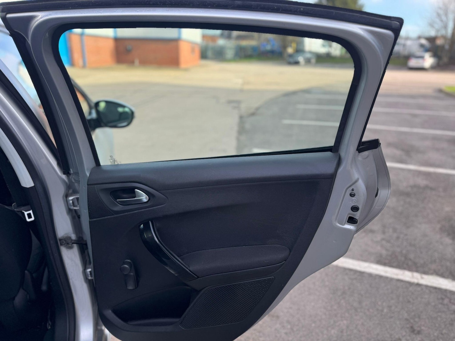 Used Peugeot 208 for sale - 77598658: Photo 26