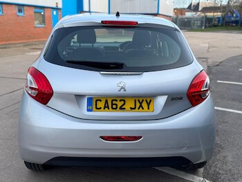 Used Peugeot 208 2013 for sale - 77598658: Photo