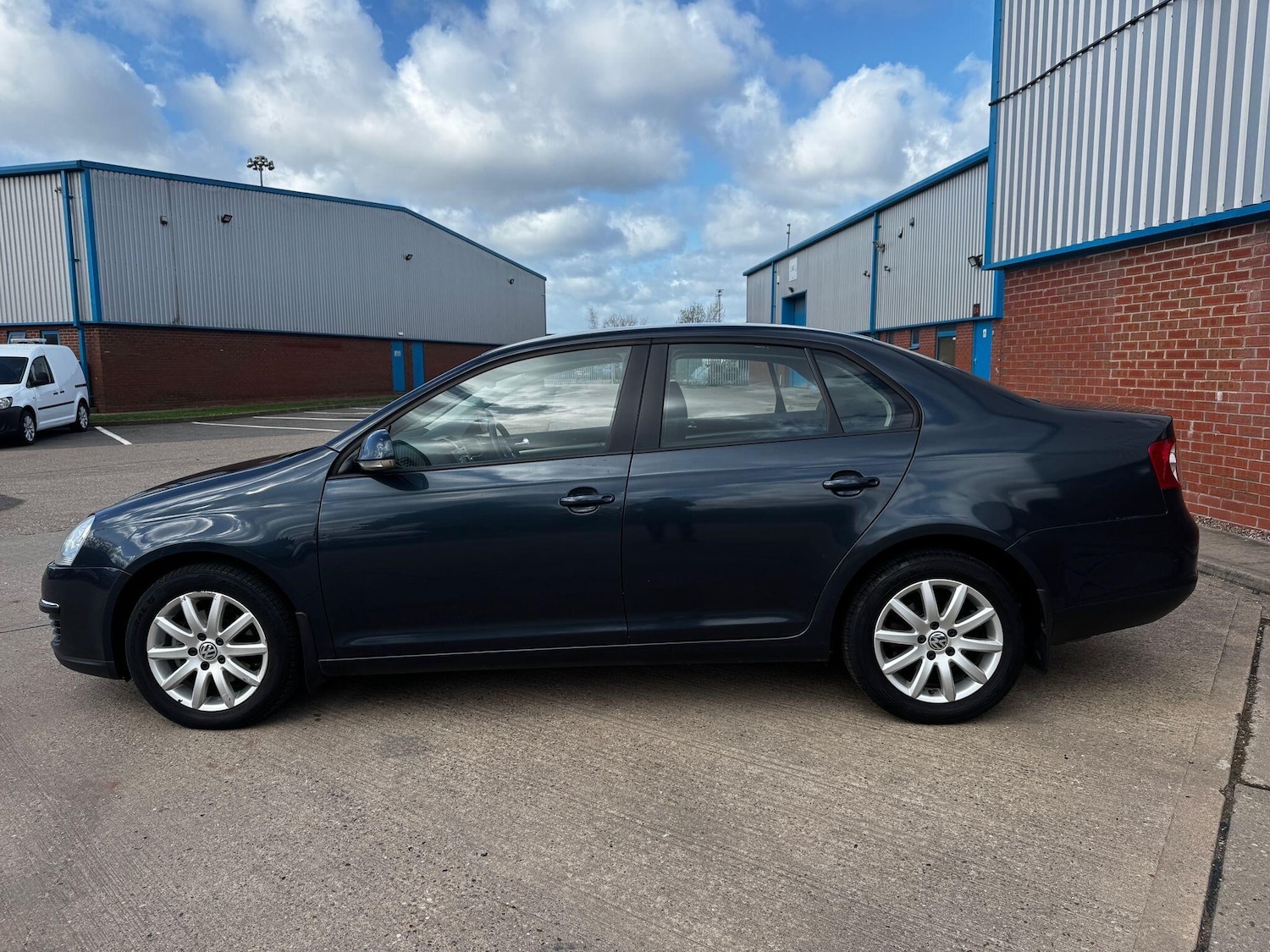 Used Volkswagen Jetta 2011 for sale - 77839020: Photo 10