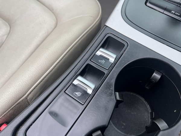 Used Audi A5 Cabriolet 2011 for sale - 76201222: Photo 19