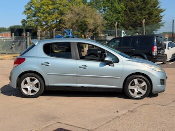 Used Peugeot 207 2011 for sale - 79601478: Photo