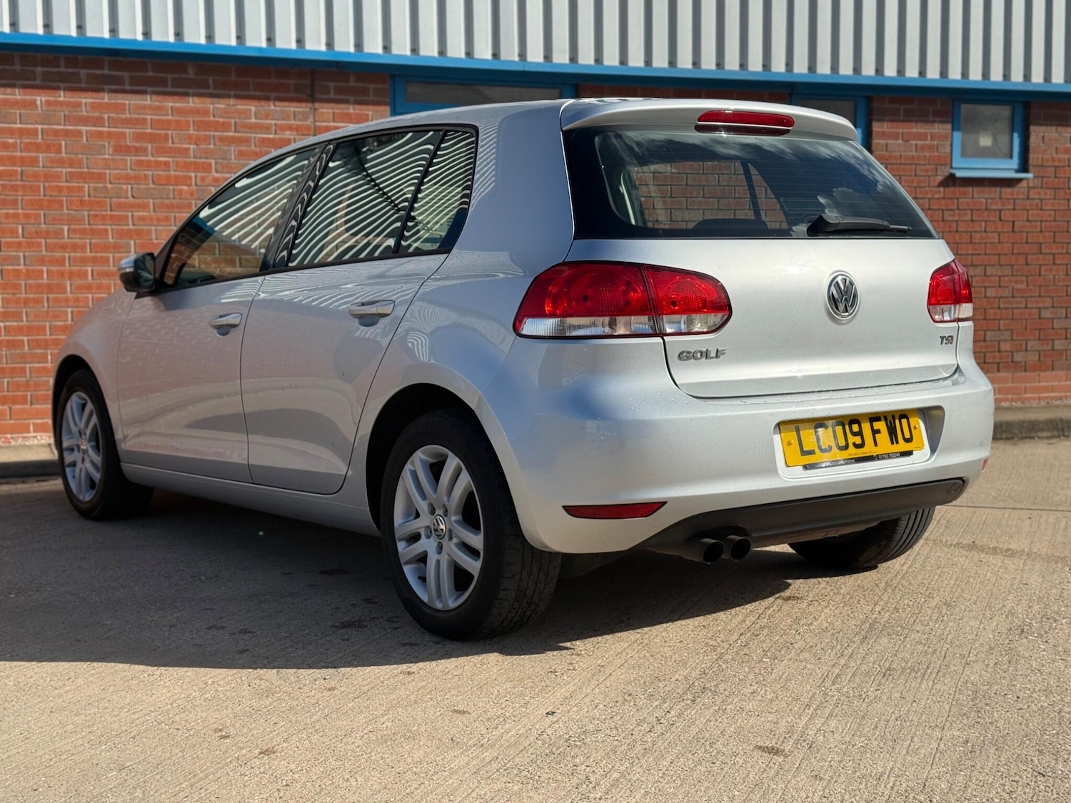 Used Volkswagen Golf 2009 for sale - 78034419: Photo 4
