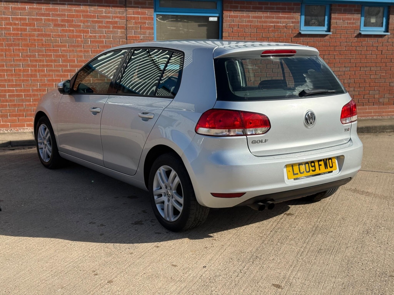 Used Volkswagen Golf 2009 for sale - 78034419: Photo 9
