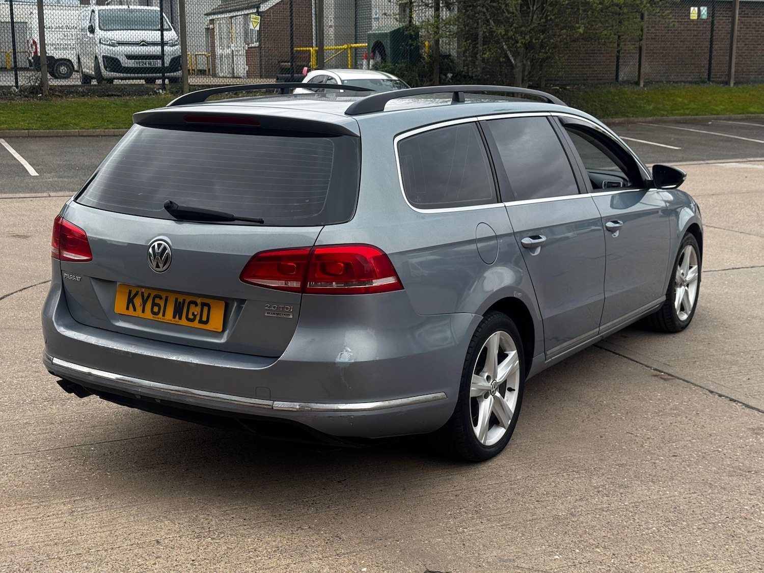 Used Volkswagen Passat 2011 for sale - 78128092: Photo 12