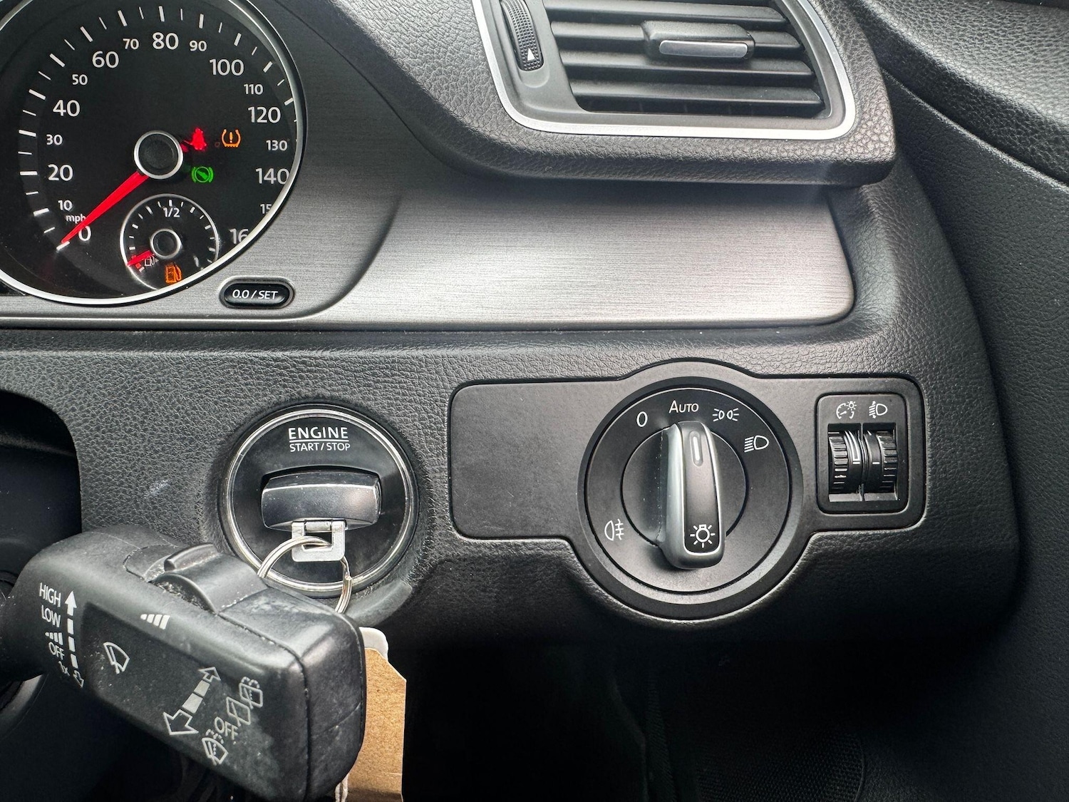 Used Volkswagen Passat 2011 for sale - 78128092: Photo 20