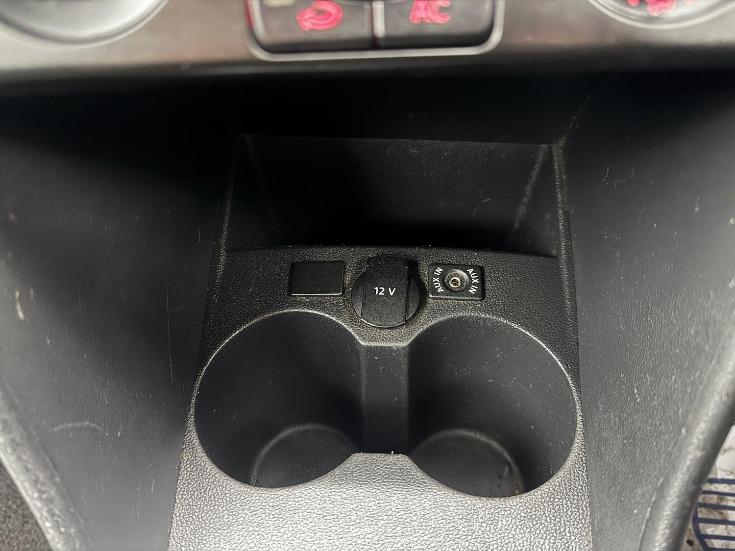 Used Volkswagen Polo 2011 for sale - 77291582: Photo 17