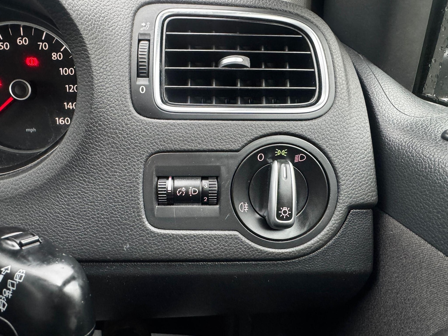 Used Volkswagen Polo 2011 for sale - 77291582: Photo 21