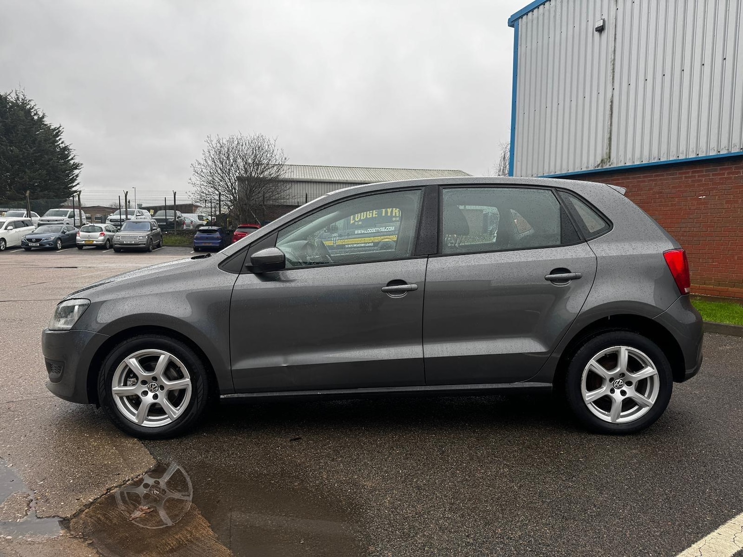 Used Volkswagen Polo 2011 for sale - 77291582: Photo 3