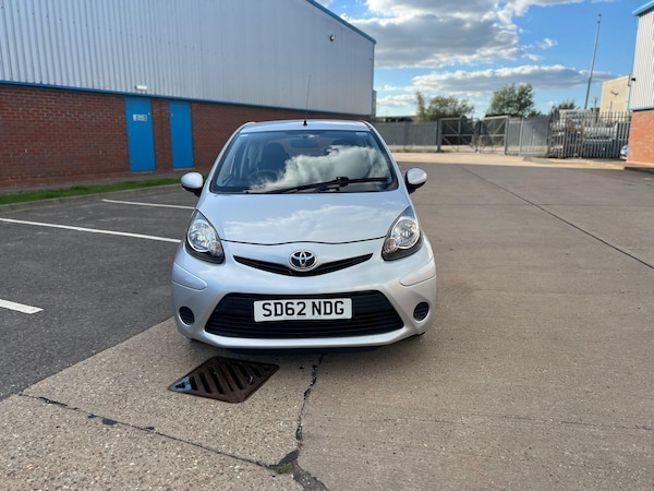 Used Toyota AYGO 2012 for sale - 76072427: Photo 1