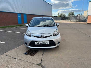 Toyota - AYGO