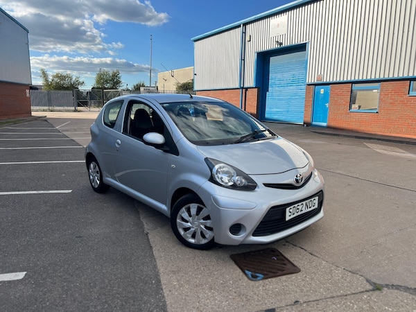 Used Toyota AYGO 2012 for sale - 76072427: Photo 8