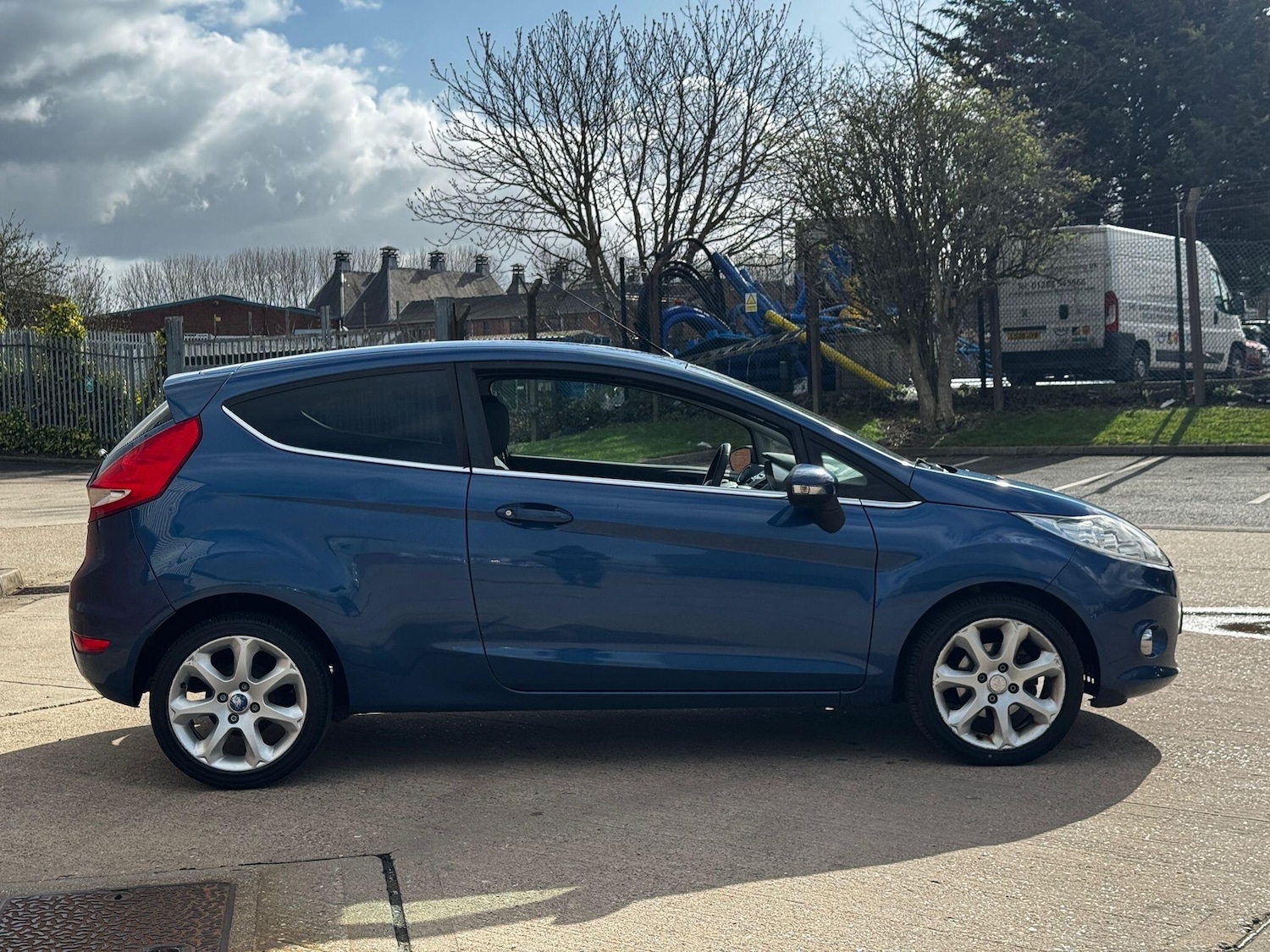 Used Ford Fiesta 2009 for sale - 78019078: Photo 3