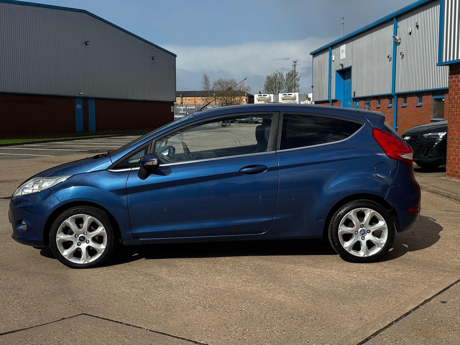 Used Ford Fiesta 2009 for sale - 78019078: Photo 4