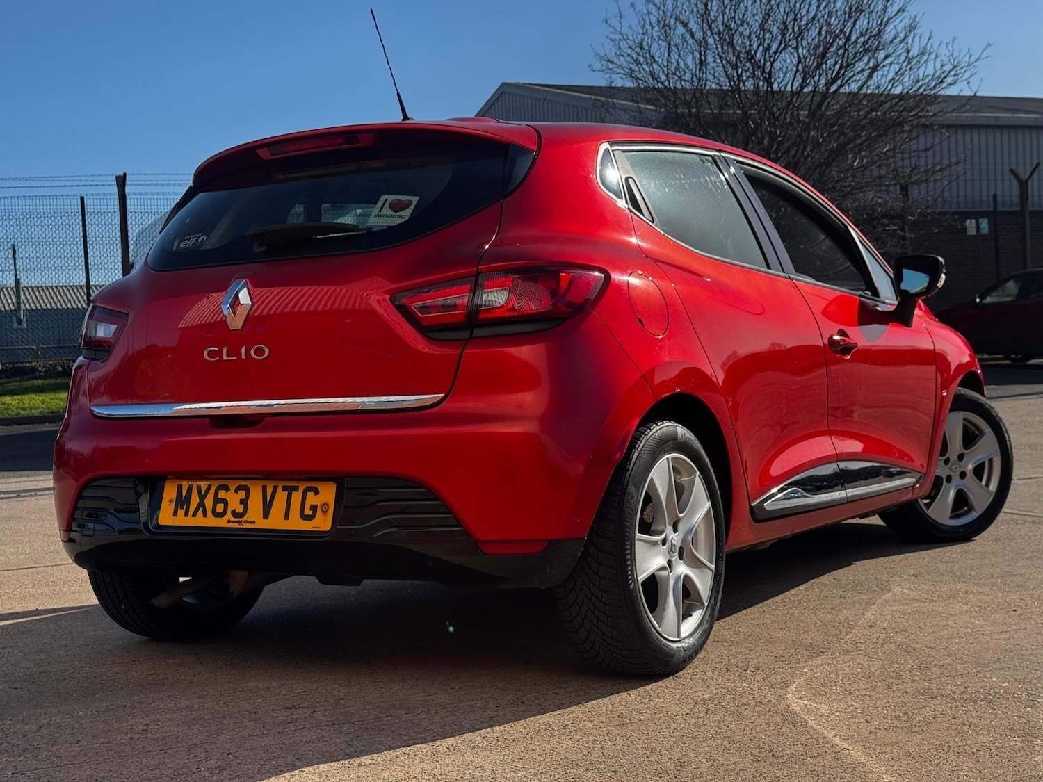 Used Renault Clio 2013 for sale - 77925391: Photo 11