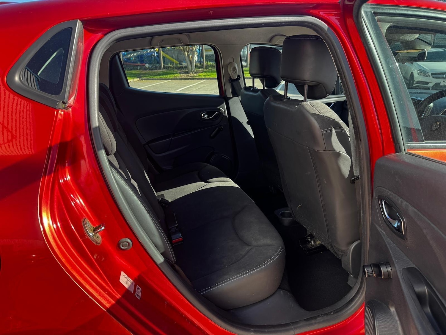 Used Renault Clio 2013 for sale - 77925391: Photo 21