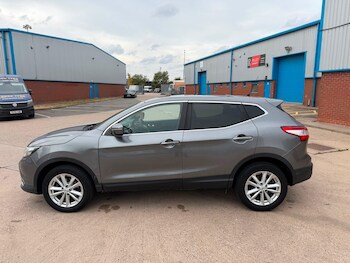 Used Nissan Qashqai 2014 for sale - 79601450: Photo