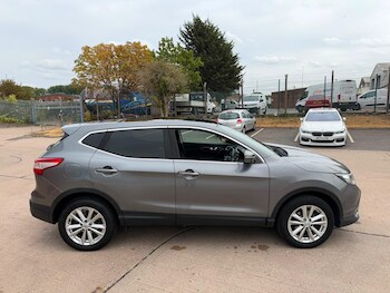 Used Nissan Qashqai 2014 for sale - 79601450: Photo