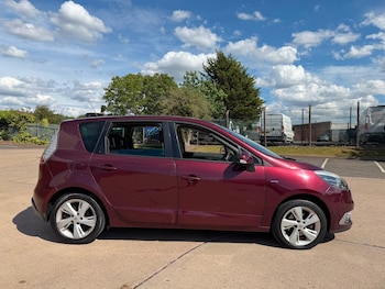 Used Renault Scenic 2012 for sale - 79601469: Photo
