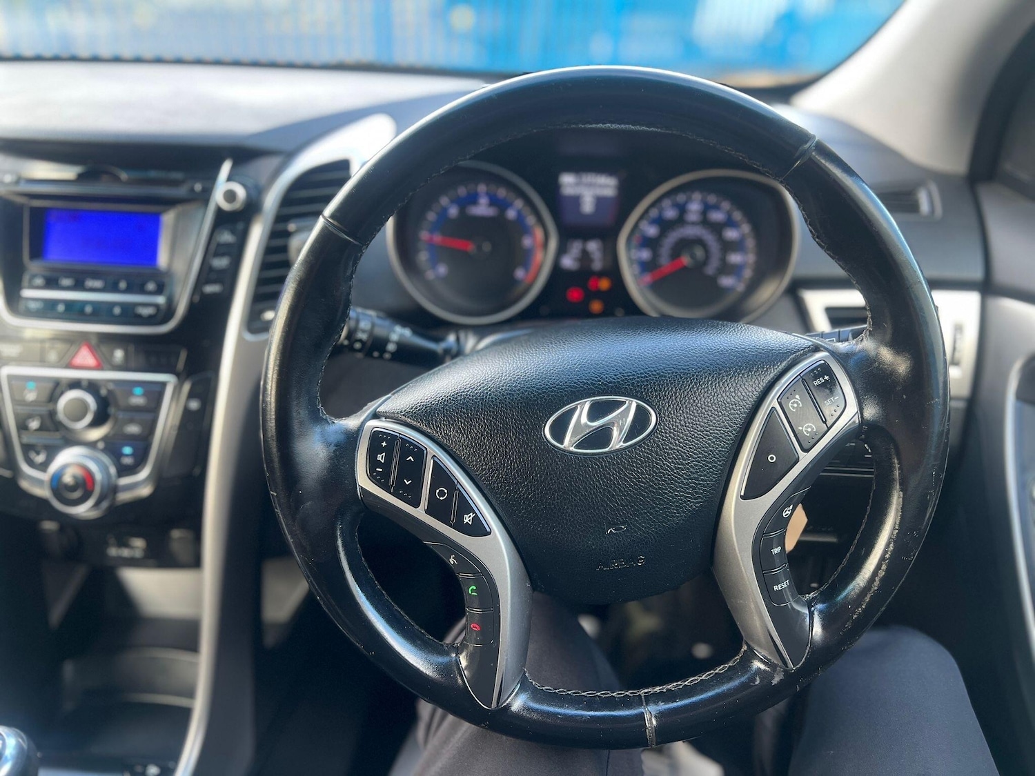 Used Hyundai i30 2015 for sale - 76620128: Photo 16