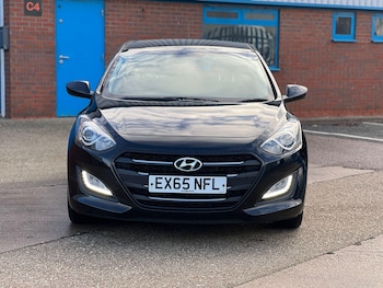 2015 (65) - 1.6 CRDi Blue Drive SE 5dr