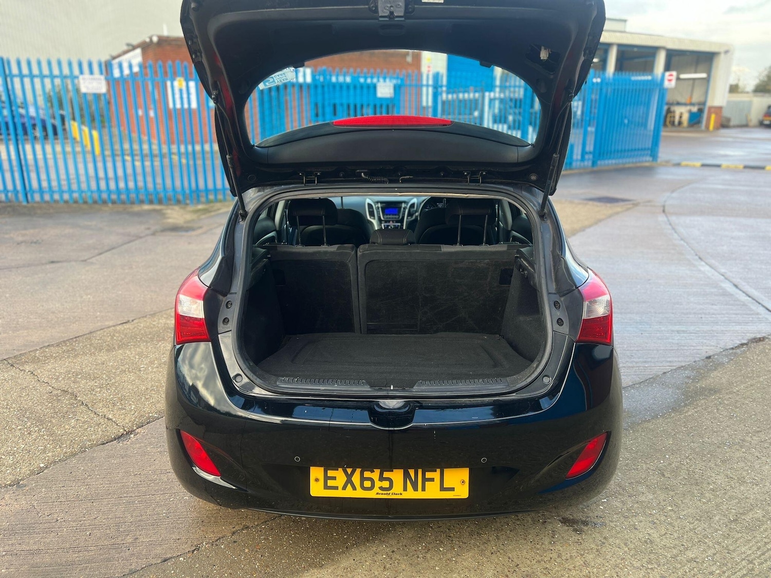Used Hyundai i30 2015 for sale - 76620128: Photo 24