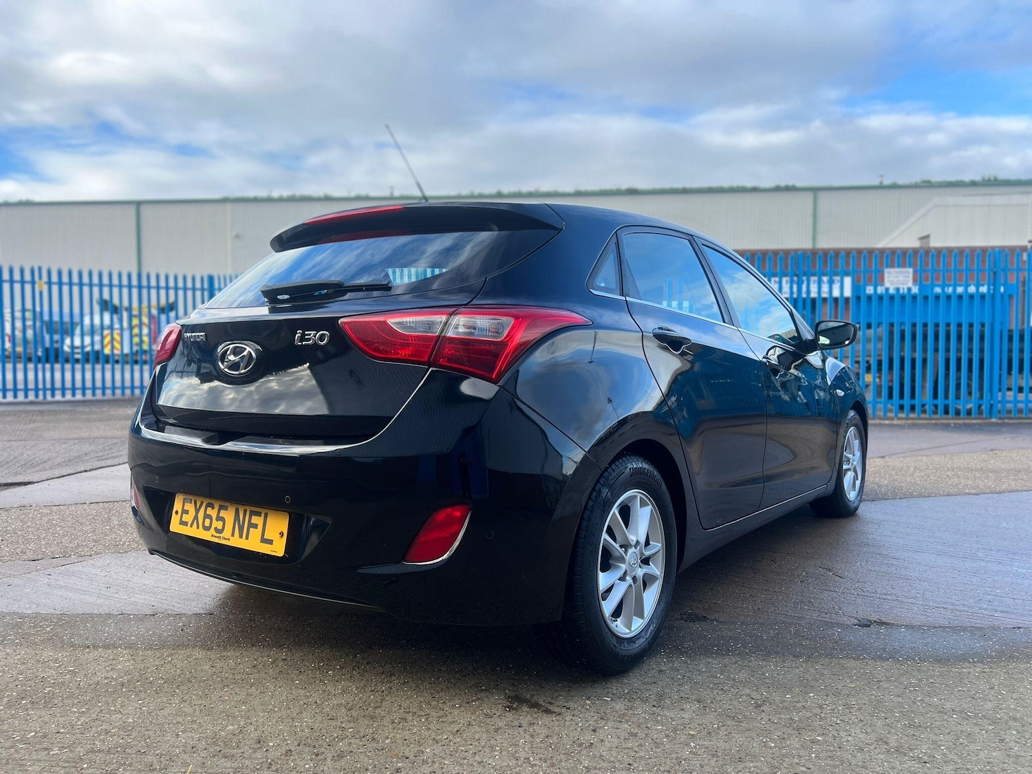 Used Hyundai i30 2015 for sale - 76620128: Photo 6