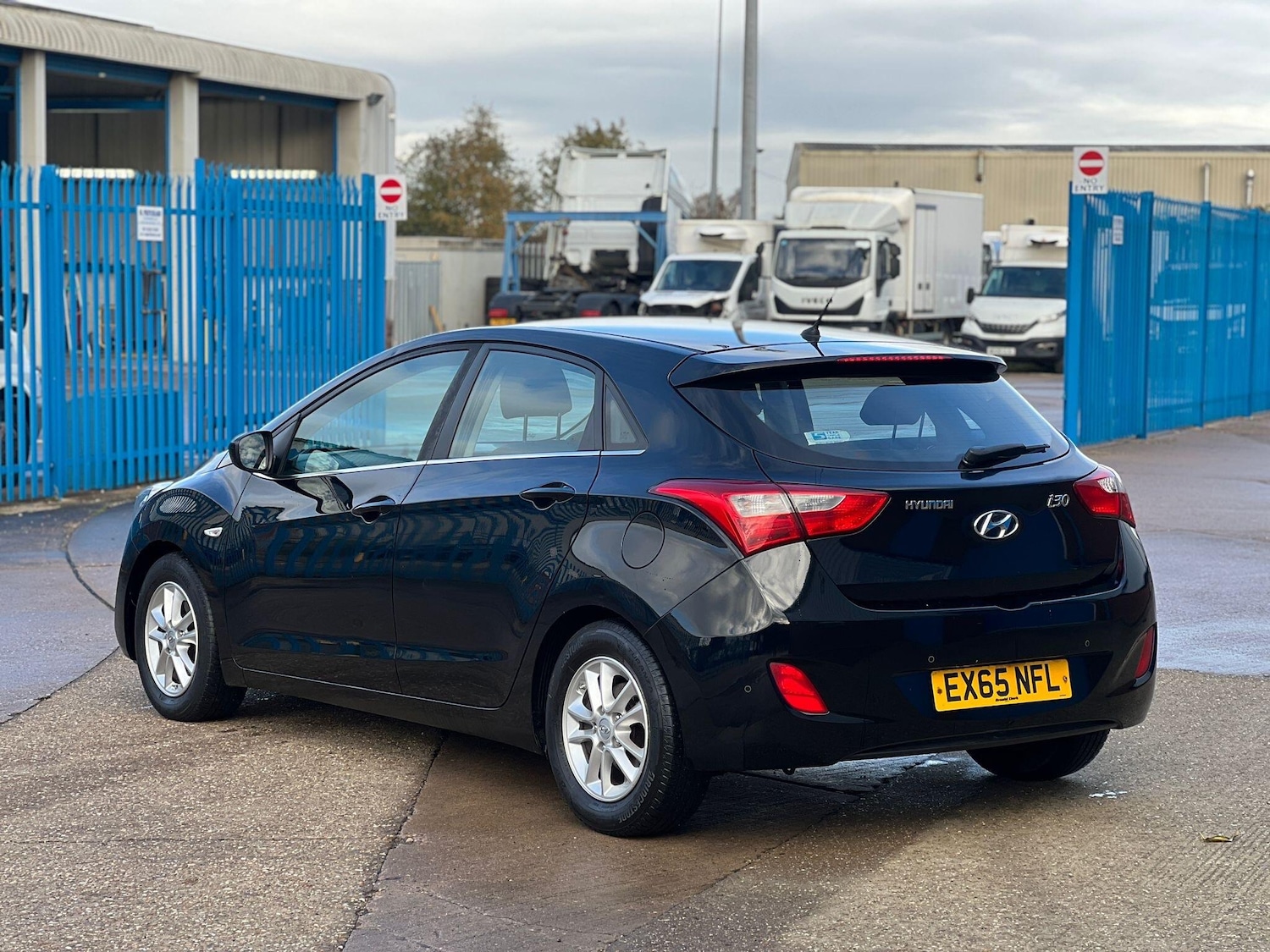 Used Hyundai i30 2015 for sale - 76620128: Photo 9