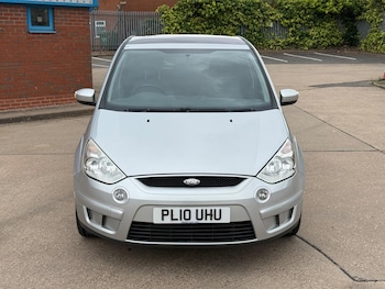 Used Ford S-Max 2010 for sale - 79116214: Photo